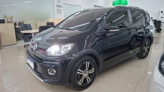 VOLKSWAGEN UP 1.0 170 TSI TOTAL FLEX XTREME 4P MANUAL